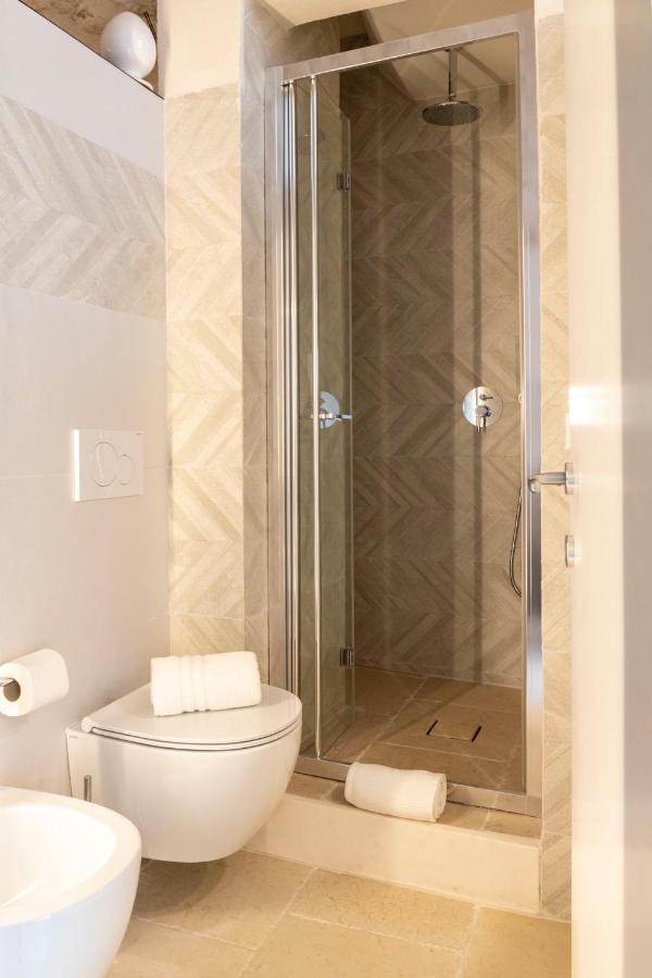 Ca Sotto L'Arco Bed & Breakfast ออสตูนี ภายนอก รูปภาพ
